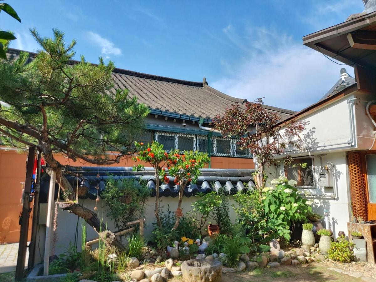 ホテル チョンジュ ブルー クレードル ハノク ペンション 全州市 エクステリア 写真
