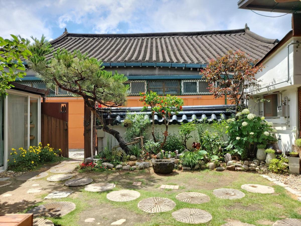 ホテル チョンジュ ブルー クレードル ハノク ペンション 全州市 エクステリア 写真