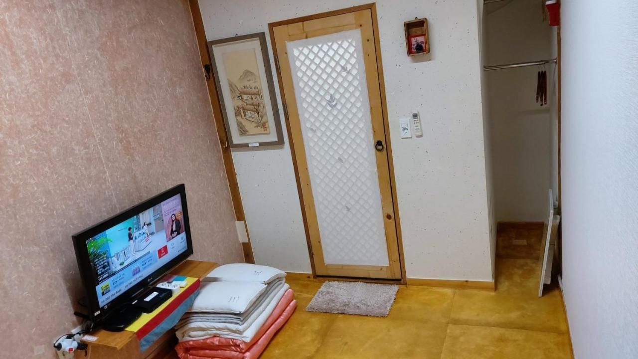 ホテル チョンジュ ブルー クレードル ハノク ペンション 全州市 エクステリア 写真